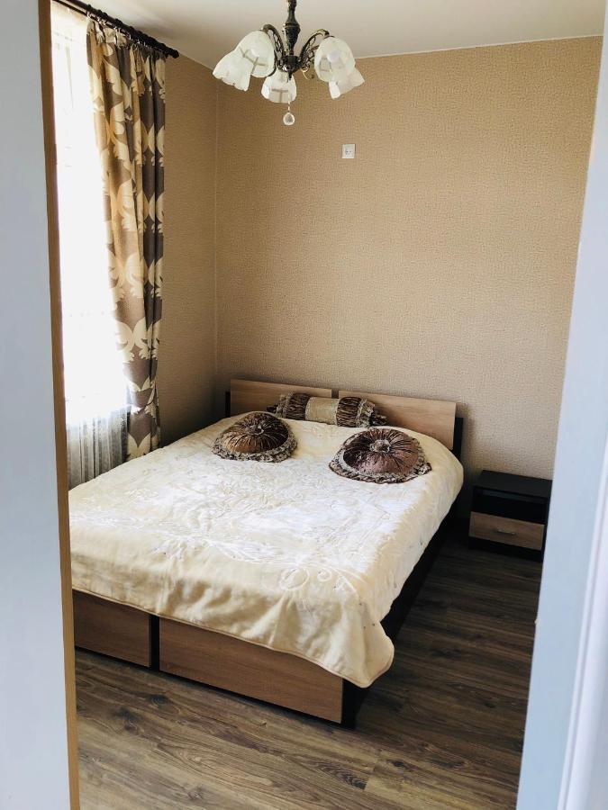 Гостевой Дом "Ласточкино Гнездо" Tsandrypsh Esterno foto